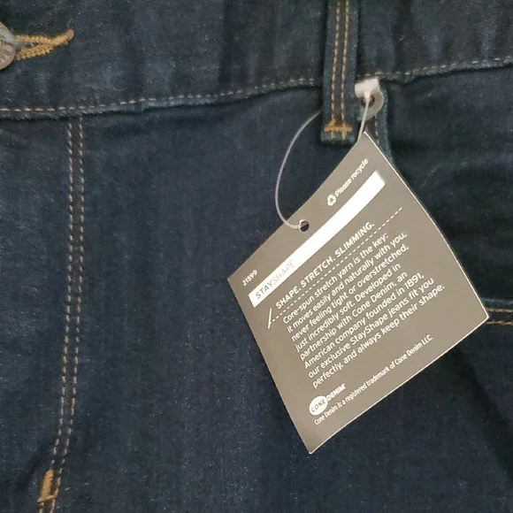 Eddie Bauer Women's Dark Blue Jeans - Picture 3 of 7